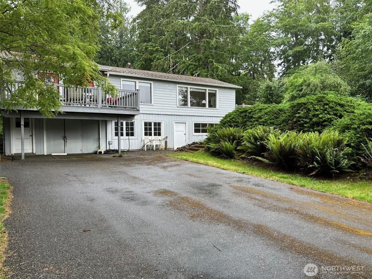 MLS #NWM2364560 image #0