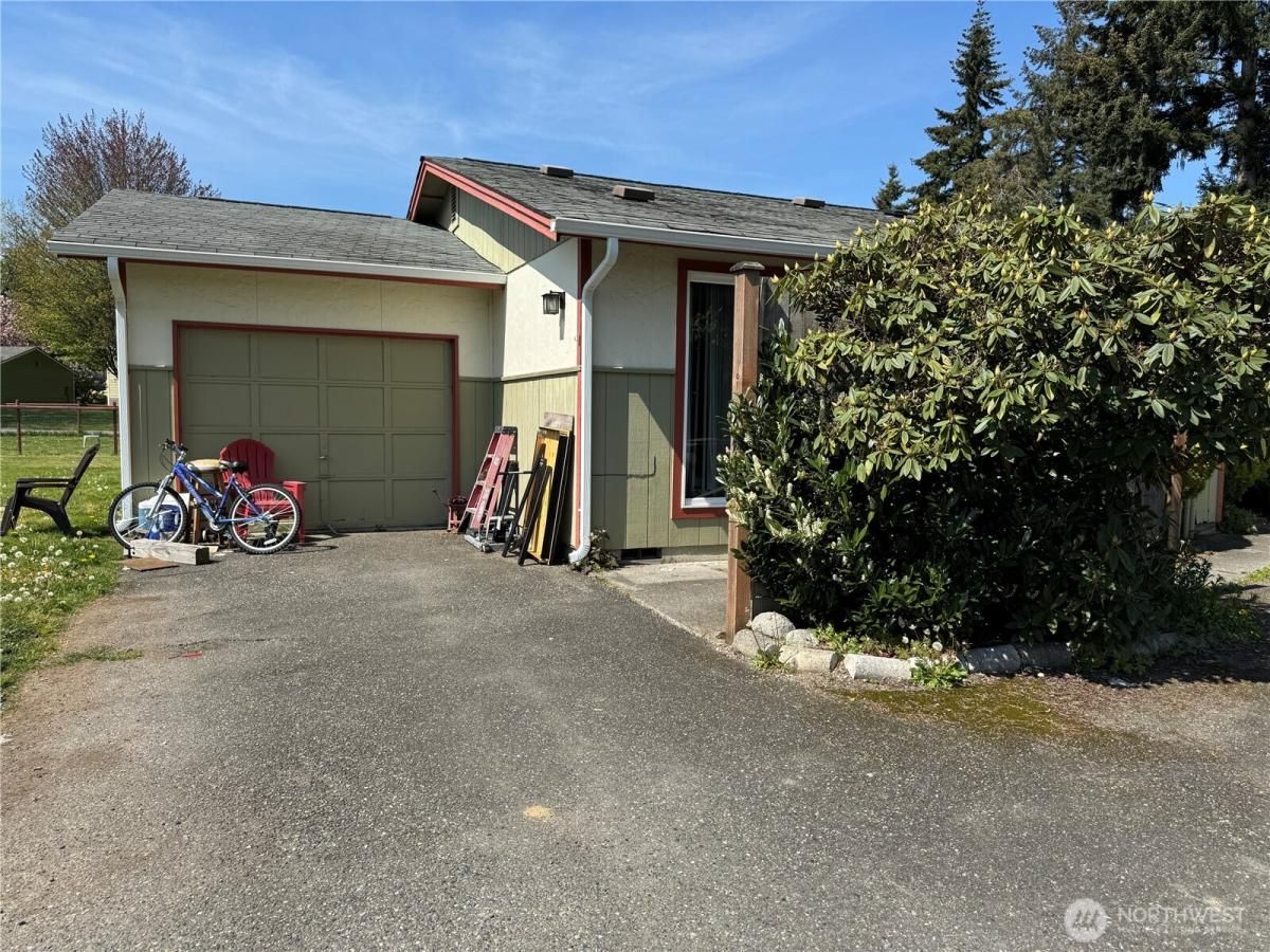 MLS #NWM2364814 image #0
