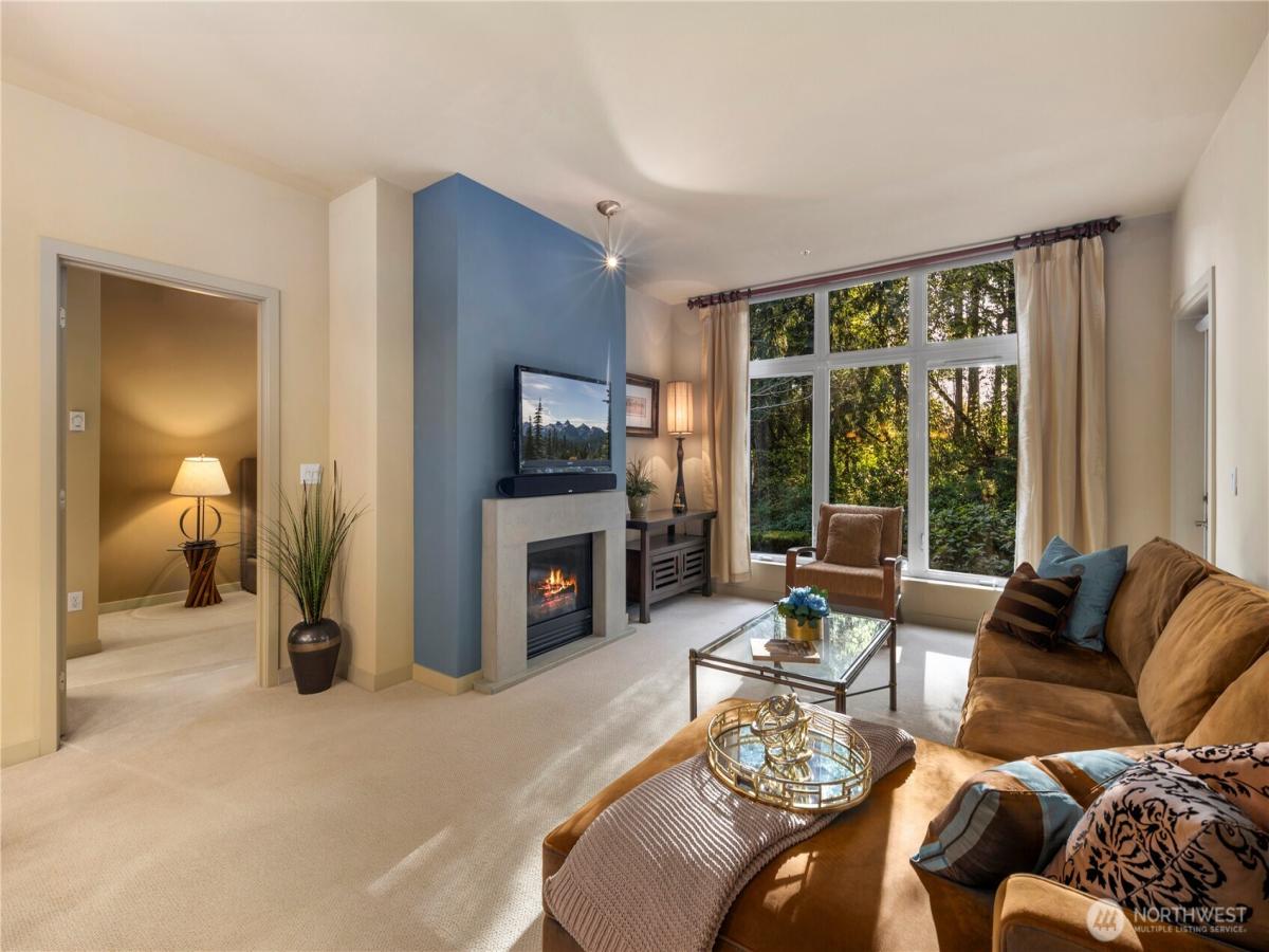 MLS #NWM2366171 image #0