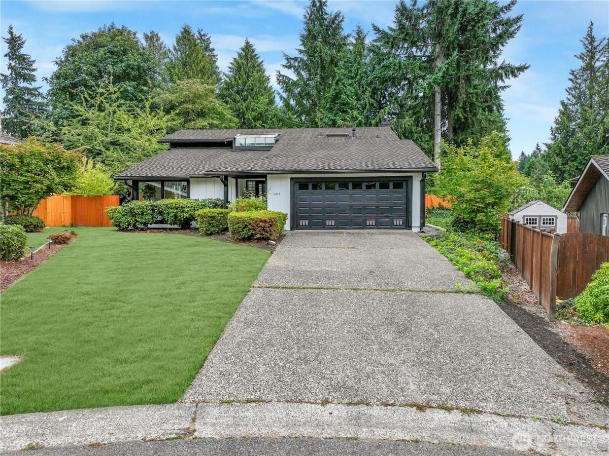 MLS #NWM2366325 image #0
