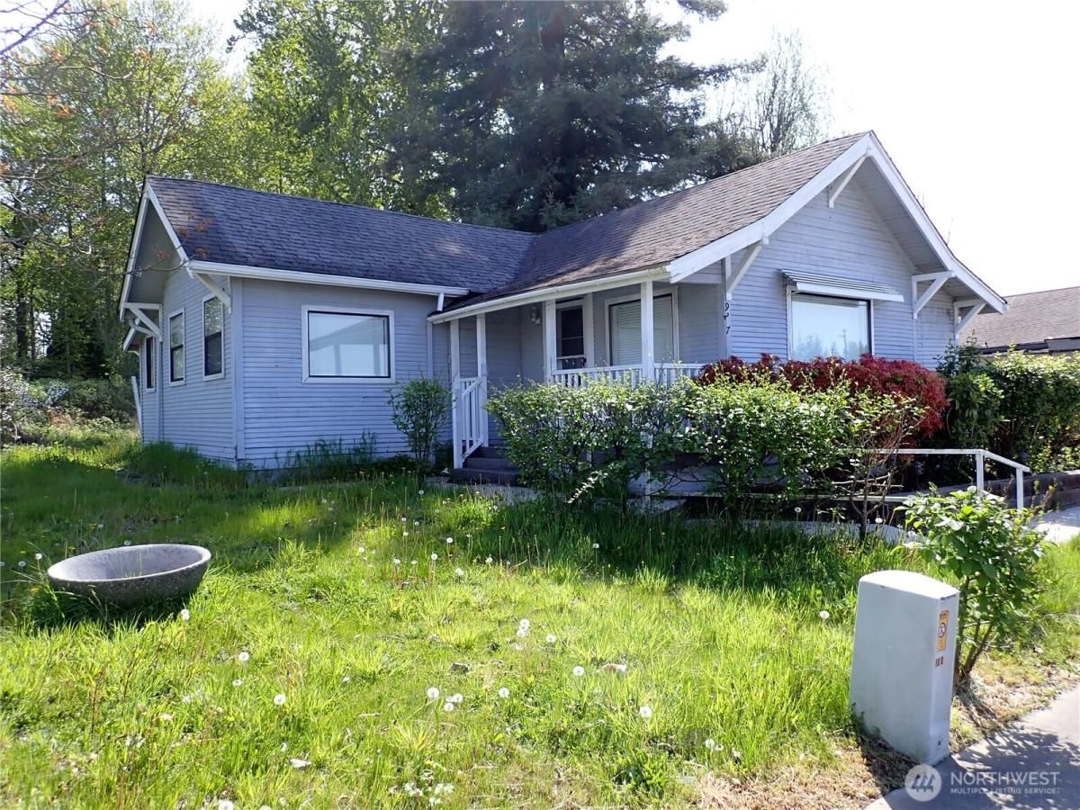 MLS #NWM2366524 image #0