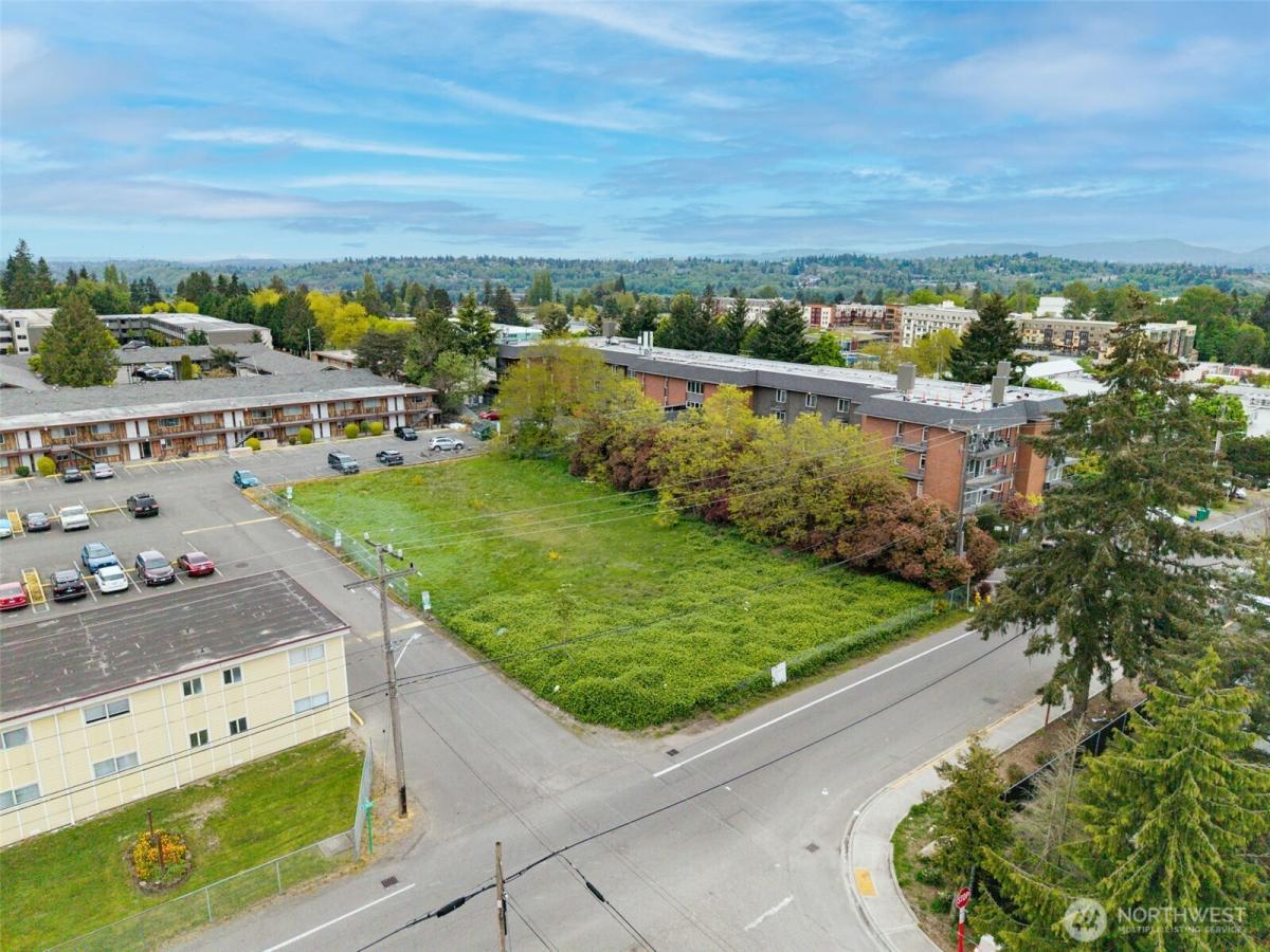 MLS #NWM2366631 image #0