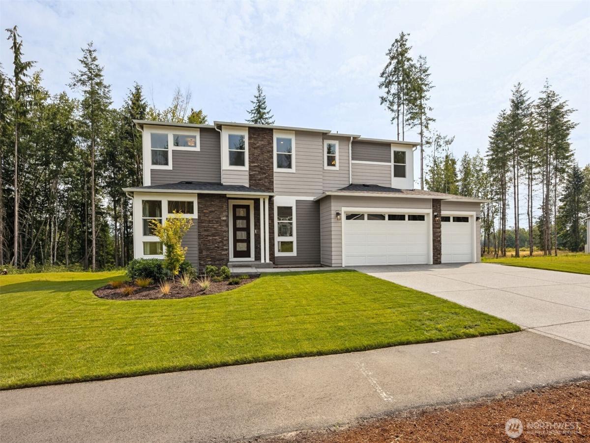 MLS #NWM2366752 image #0