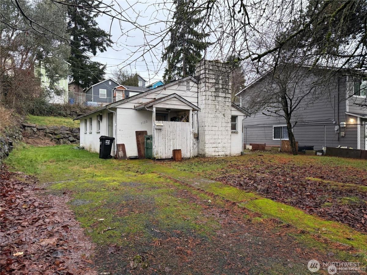 MLS #NWM2366989 image #0