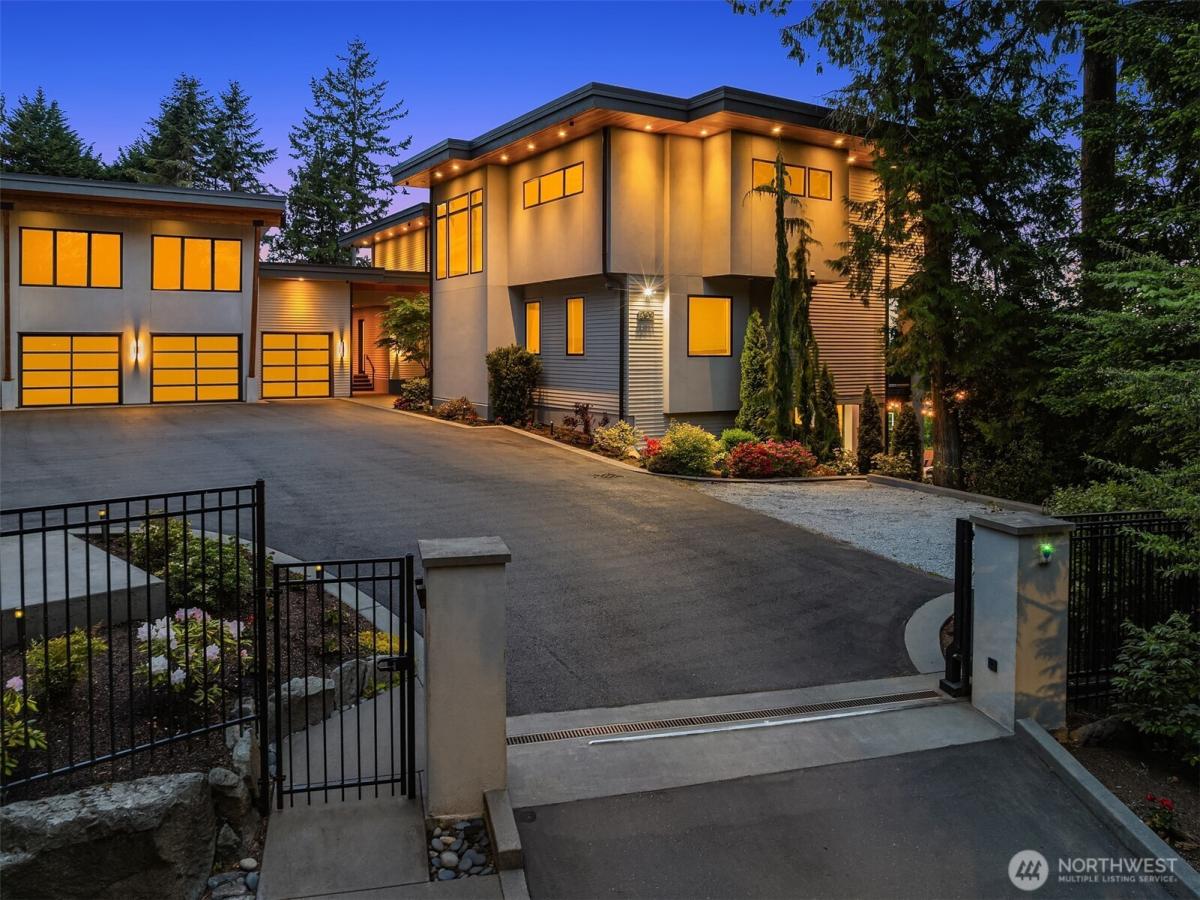 MLS #NWM2367047 image #0