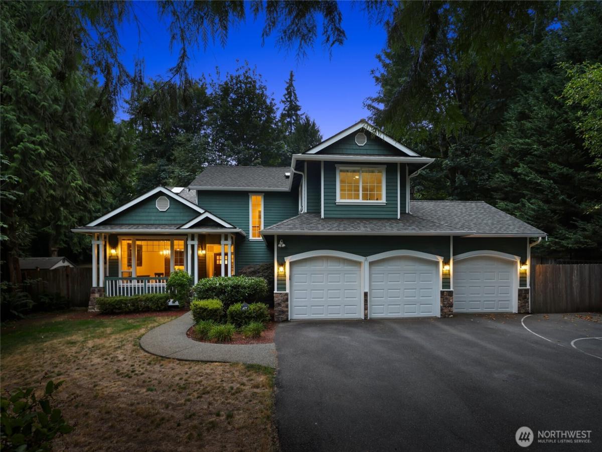 MLS #NWM2367300 image #0