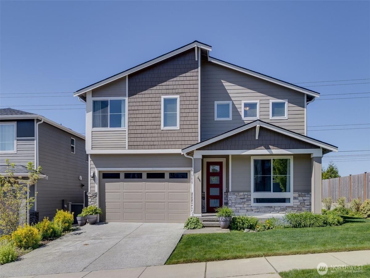 MLS #NWM2367737 image #0