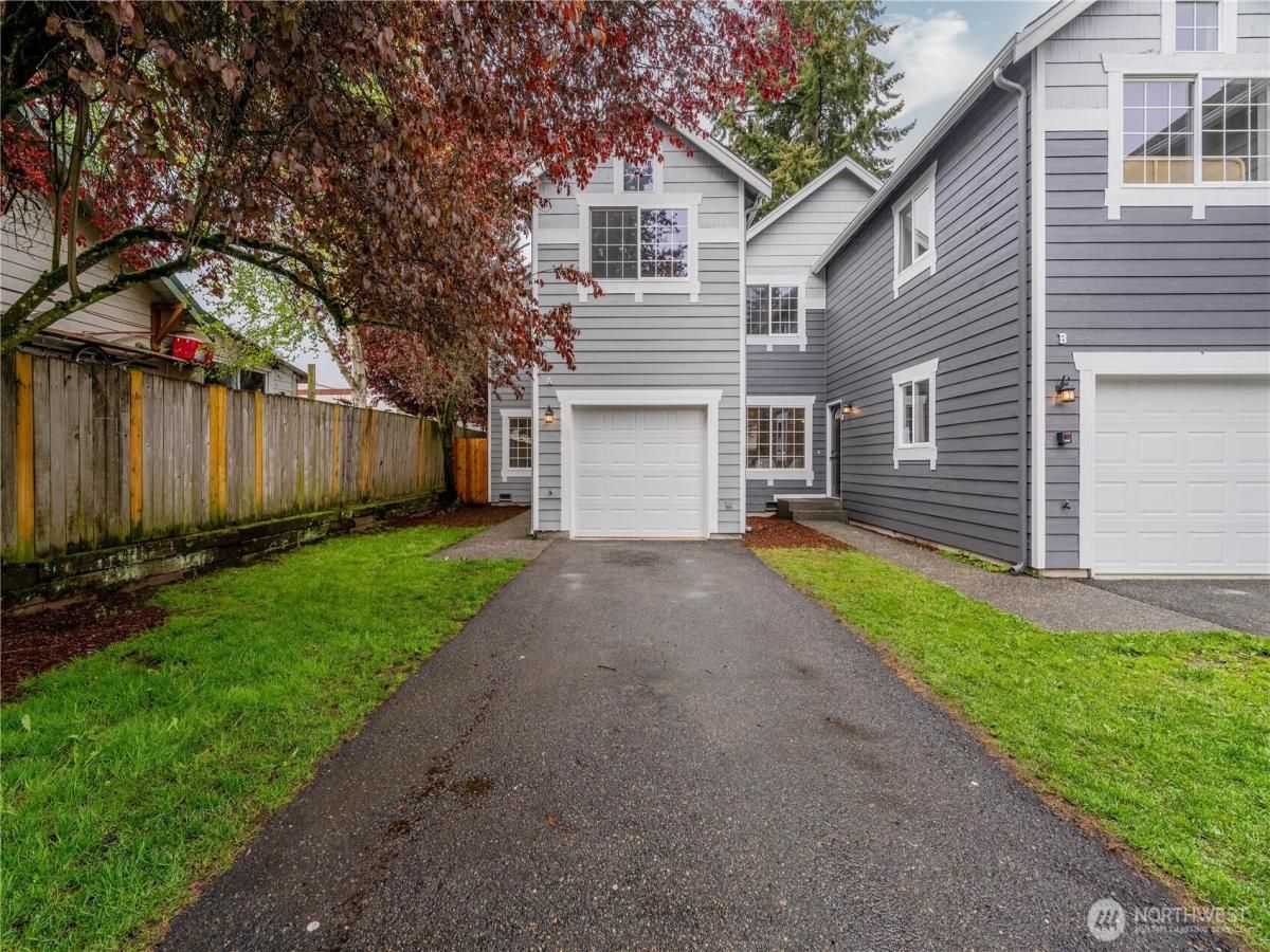 MLS #NWM2367810 image #0