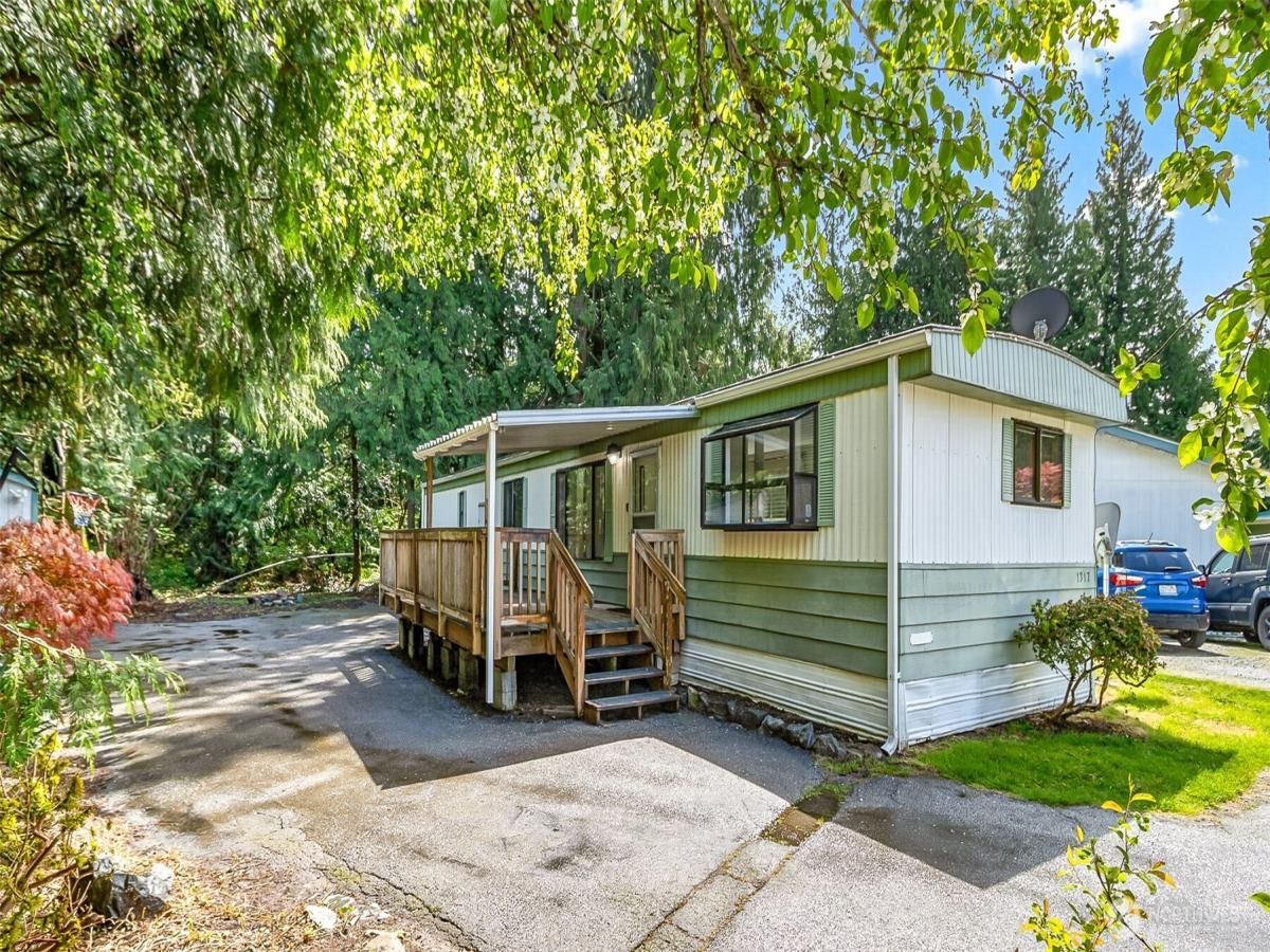 MLS #NWM2368006 image #0