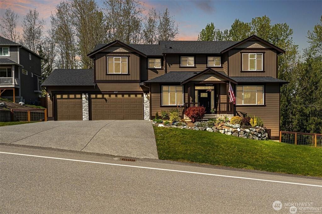 MLS #NWM2368270 image #0
