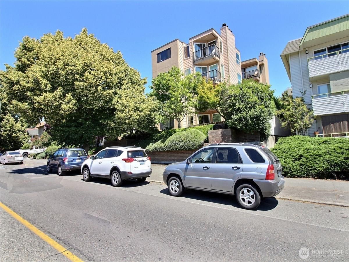 MLS #NWM2368782 image #0