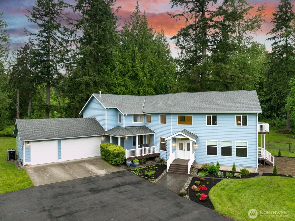 MLS #NWM2368791 image #0