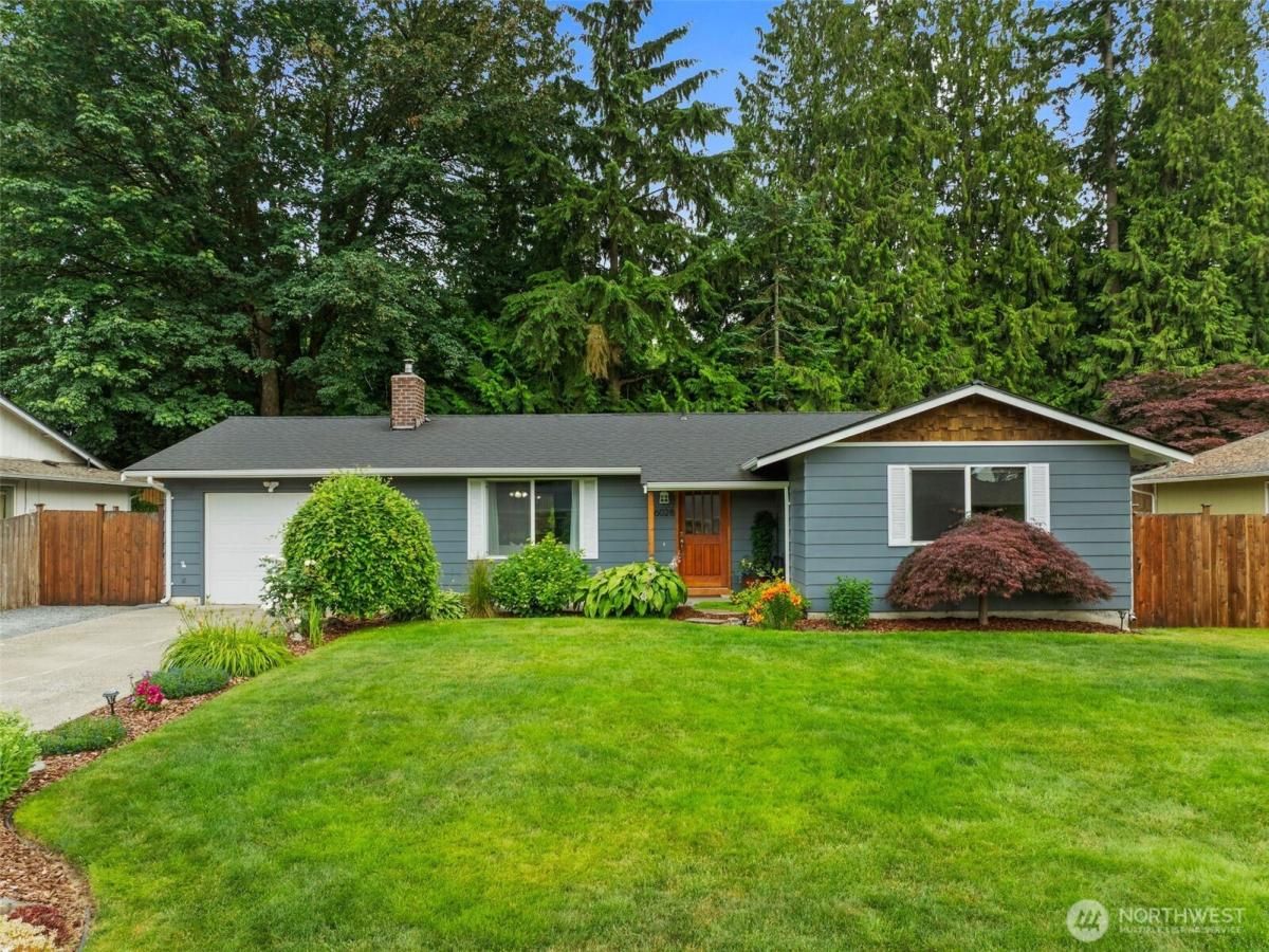 MLS #NWM2369071 image #0
