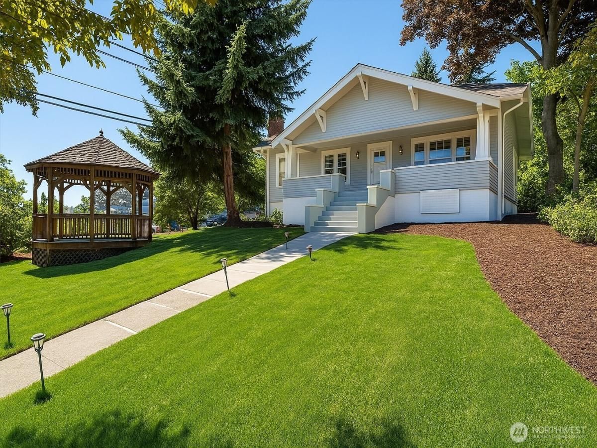 MLS #NWM2369094 image #0