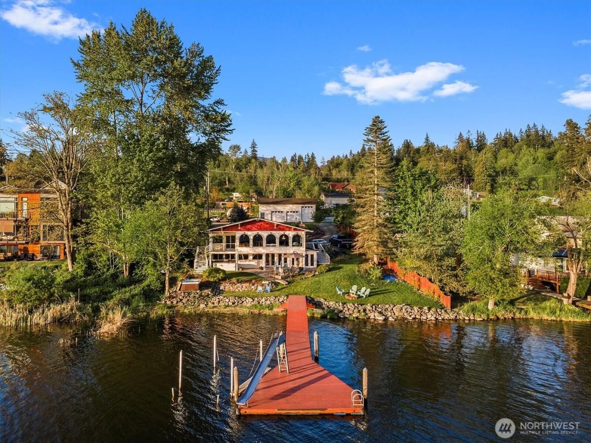 MLS #NWM2369534 image #0