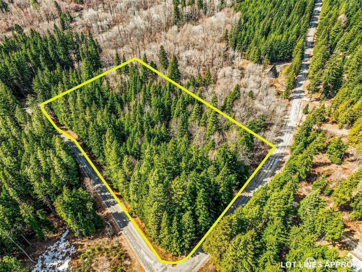 MLS #NWM2369724 image #0