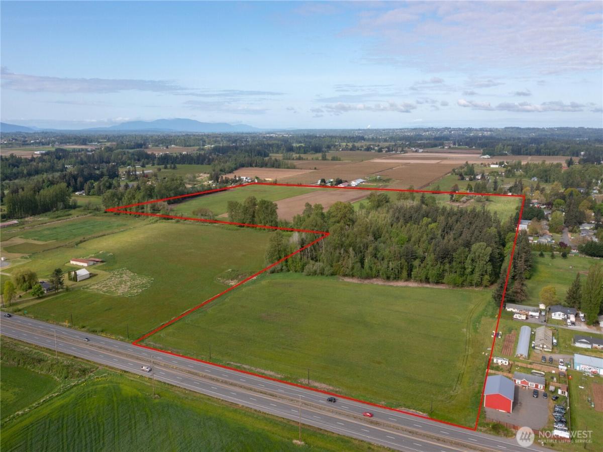 MLS #NWM2369980 image #0