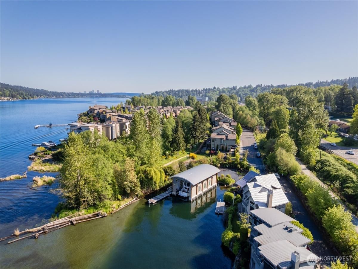 MLS #NWM2370350 image #0