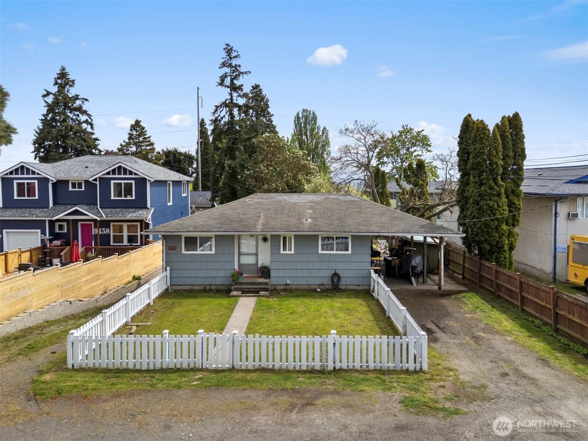 MLS #NWM2371290 image #0