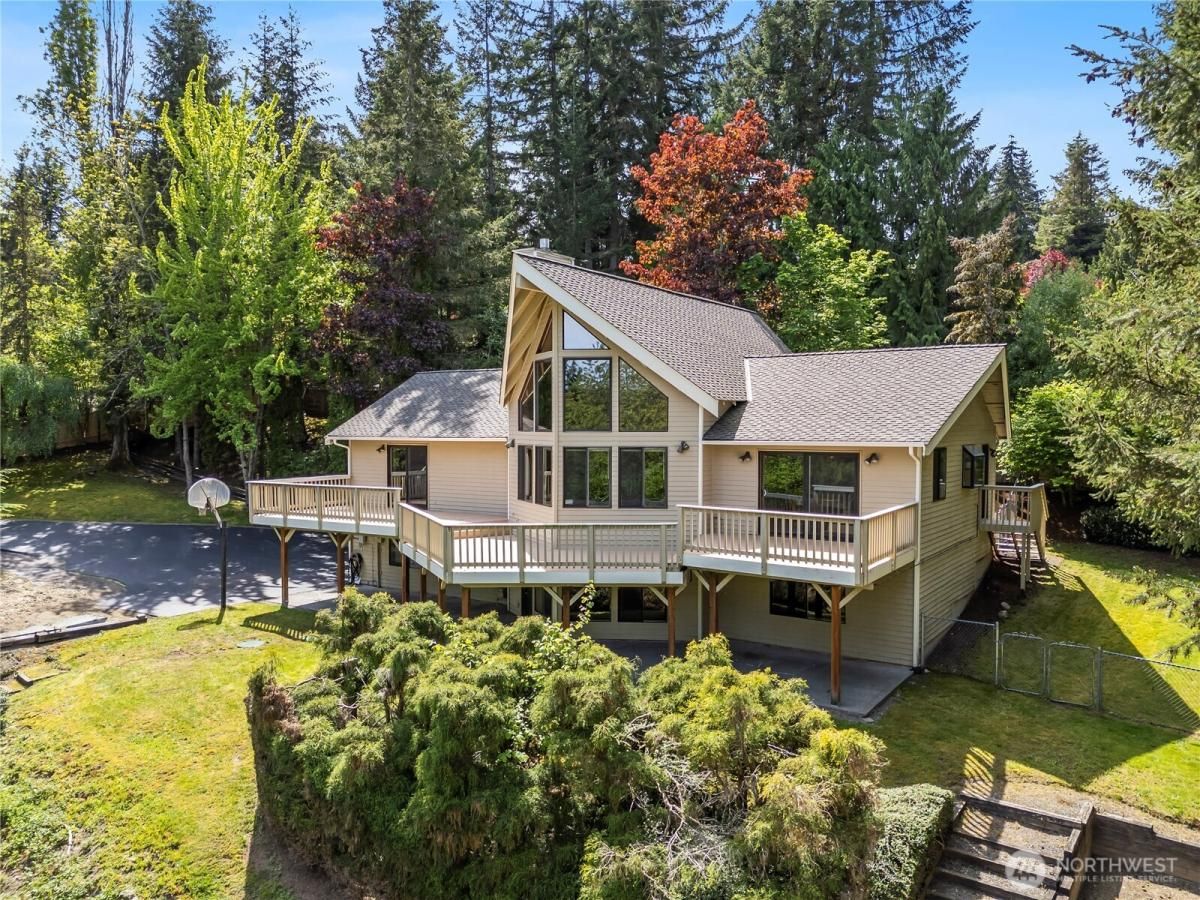 MLS #NWM2371547 image #0