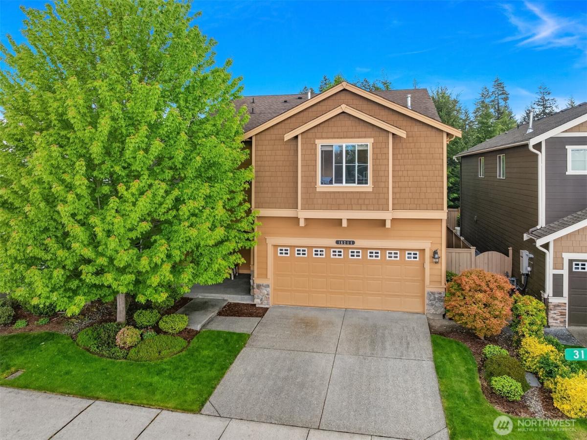 MLS #NWM2371550 image #0