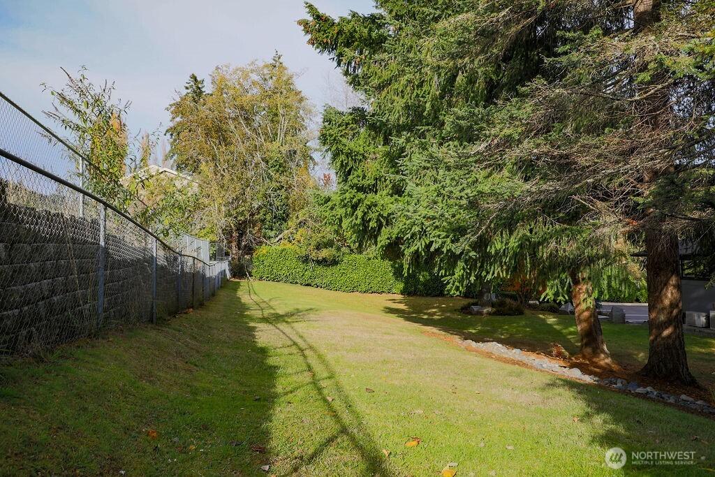 MLS #NWM2371928 image #0