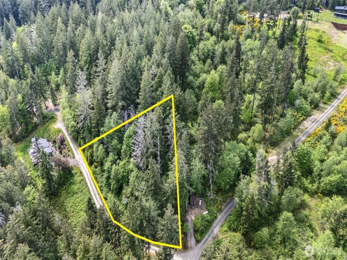 MLS #NWM2372346 image #0