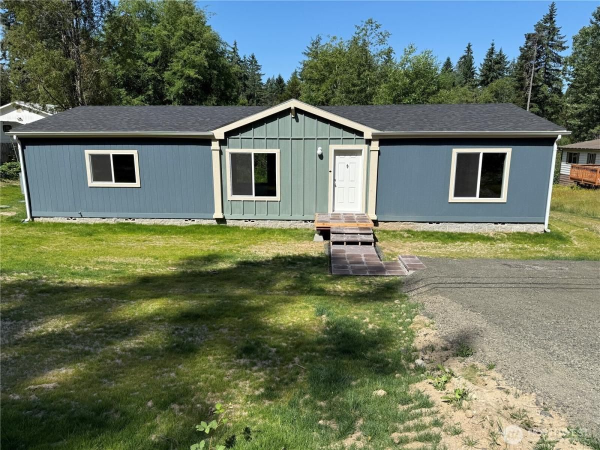MLS #NWM2372505 image #0