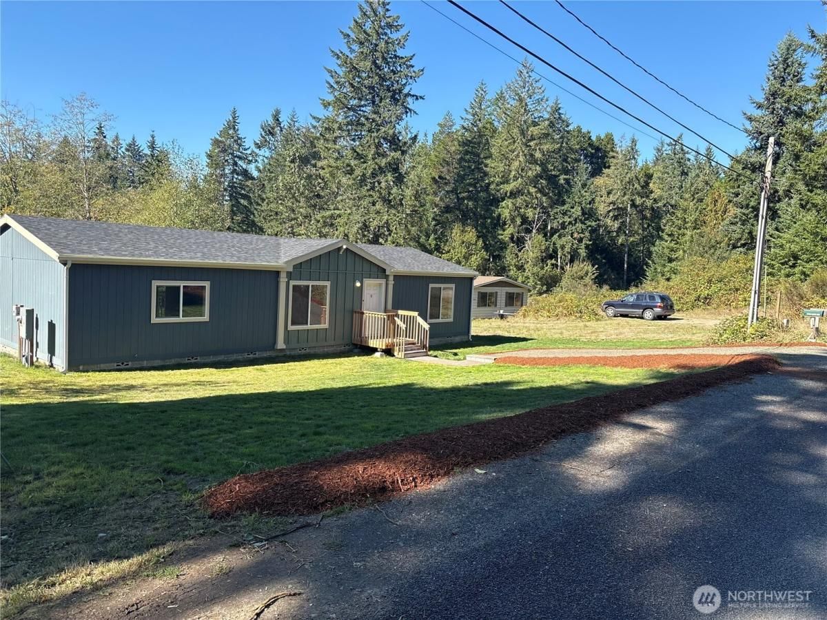 MLS #NWM2372505 image #0