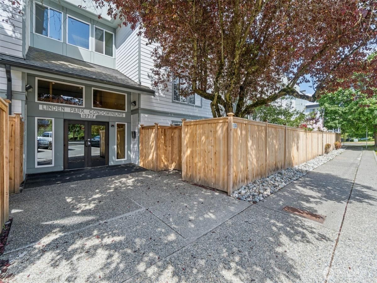 MLS #NWM2372554 image #0
