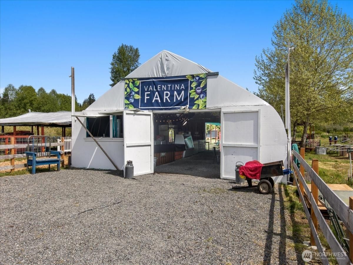 MLS #NWM2372785 image #0