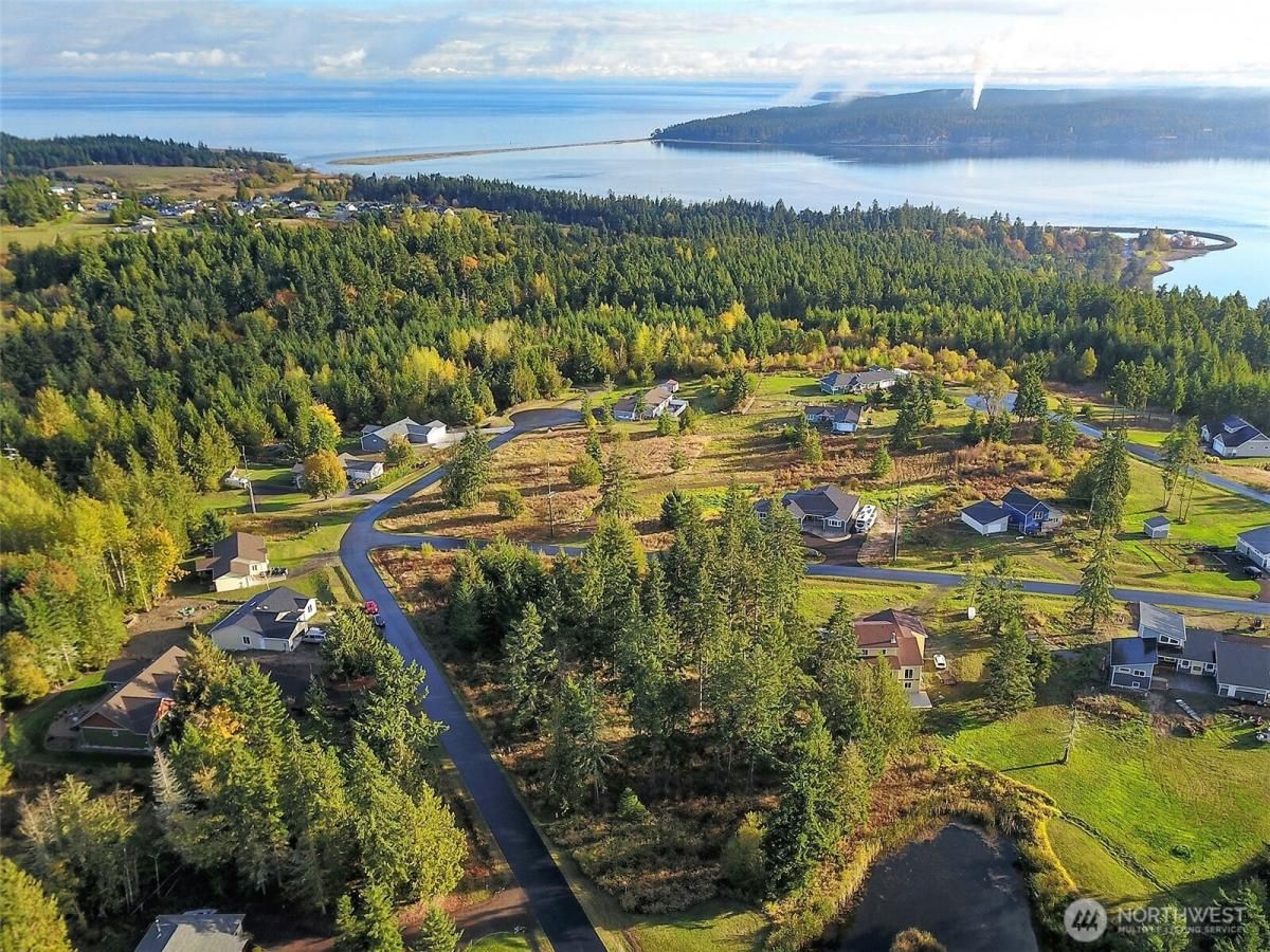 MLS #NWM2372787 image #0