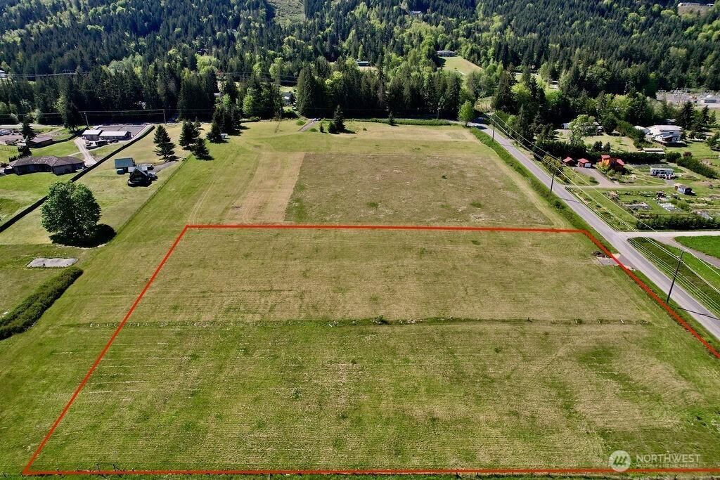 MLS #NWM2373040 image #0