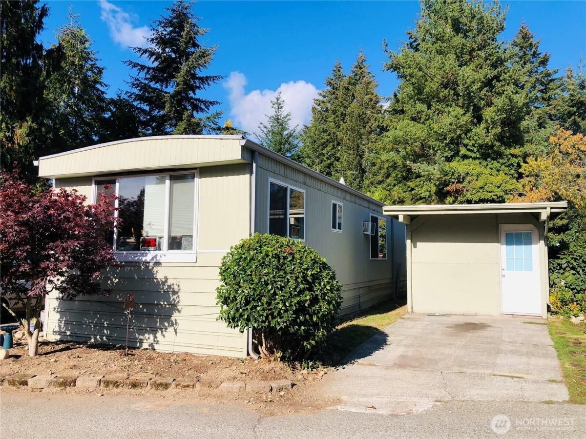 MLS #NWM2373150 image #0