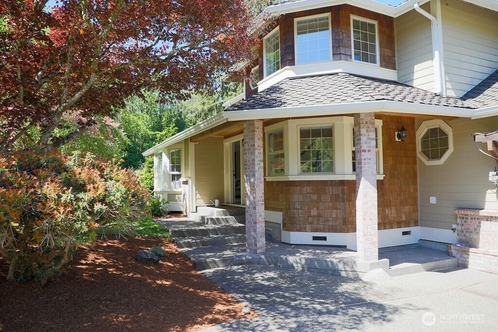 MLS #NWM2373246 image #0