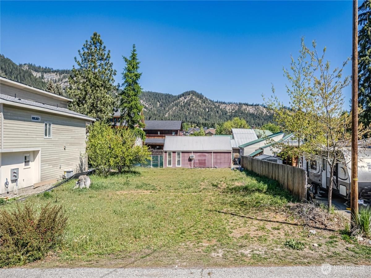 MLS #NWM2373444 image #0