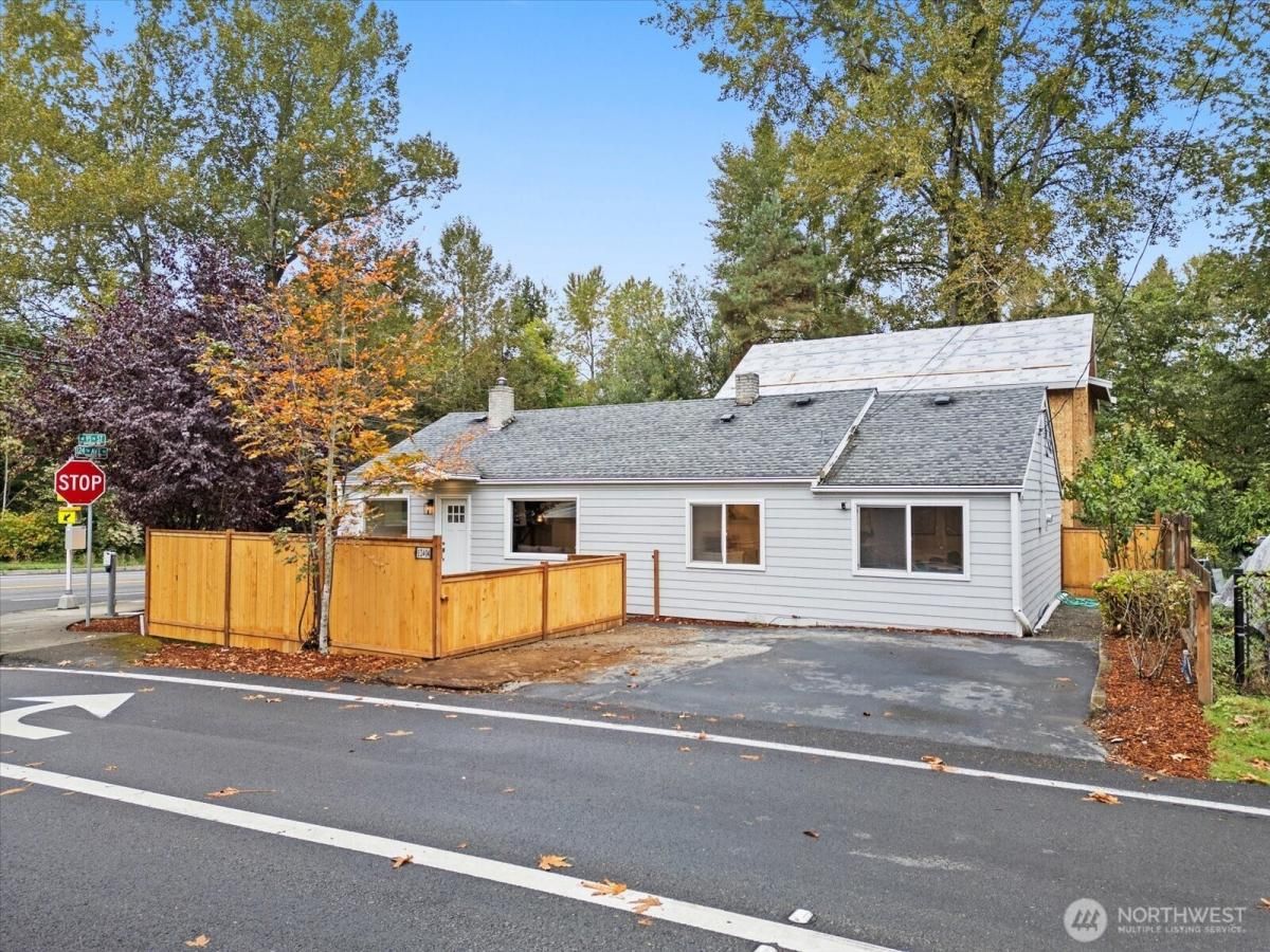 MLS #NWM2373529 image #0