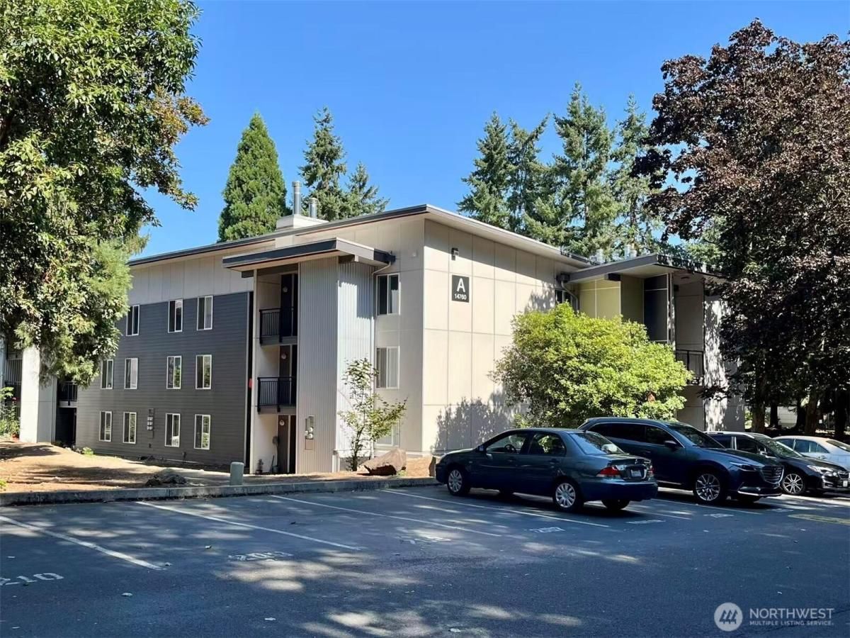 MLS #NWM2374101 image #0
