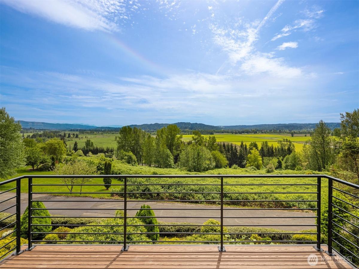 MLS #NWM2375067 image #0