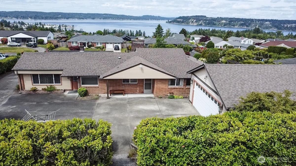 MLS #NWM2375099 image #0