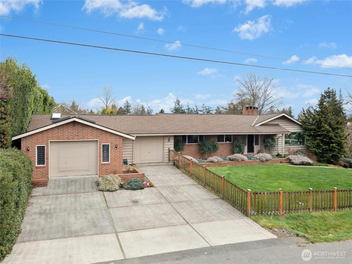 MLS #NWM2375458 image #0
