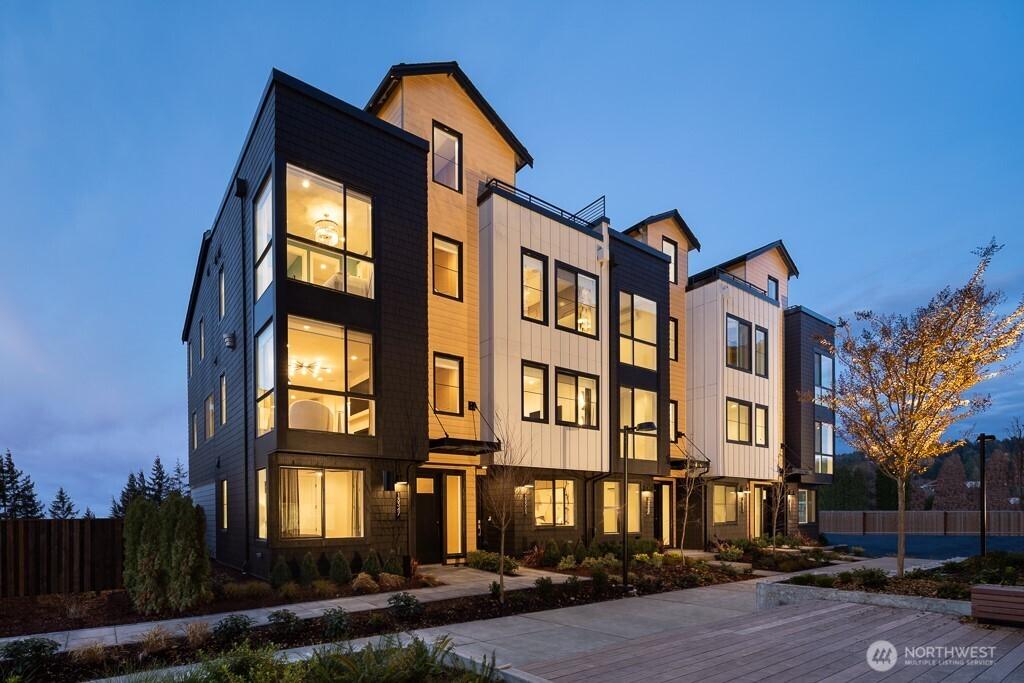 MLS #NWM2375591 image #0