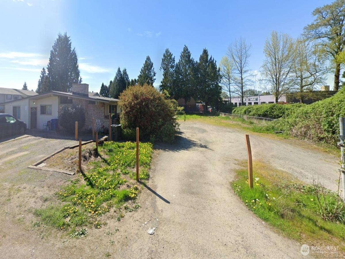 MLS #NWM2375613 image #0