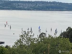 MLS #NWM2375820 image #0