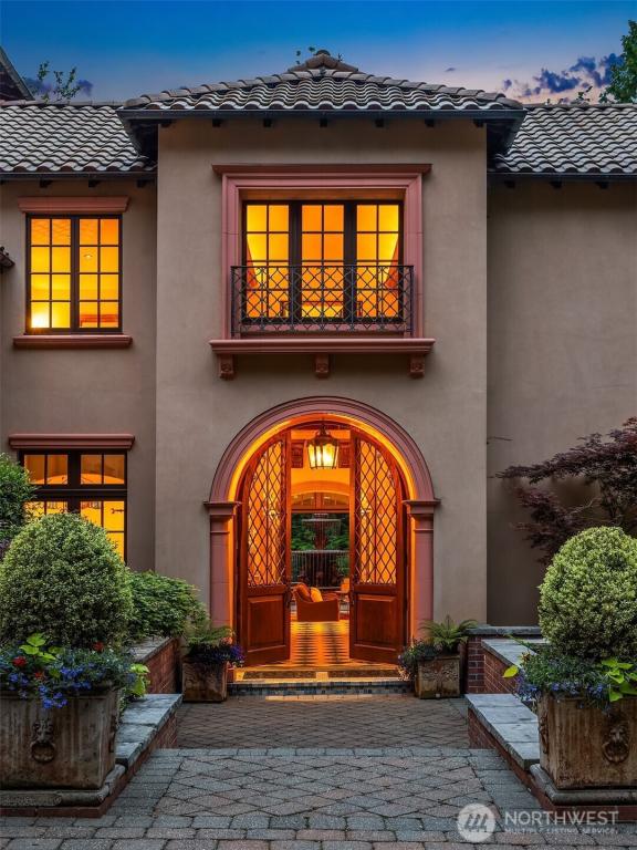 MLS #NWM2375955 image #0