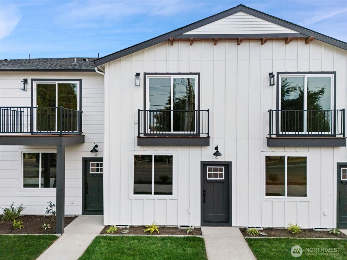 MLS #NWM2376082 image #0