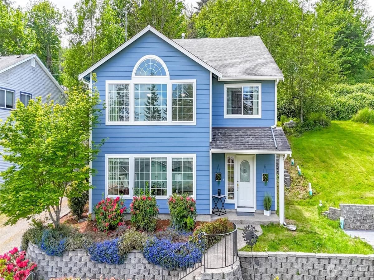 MLS #NWM2376306 image #0