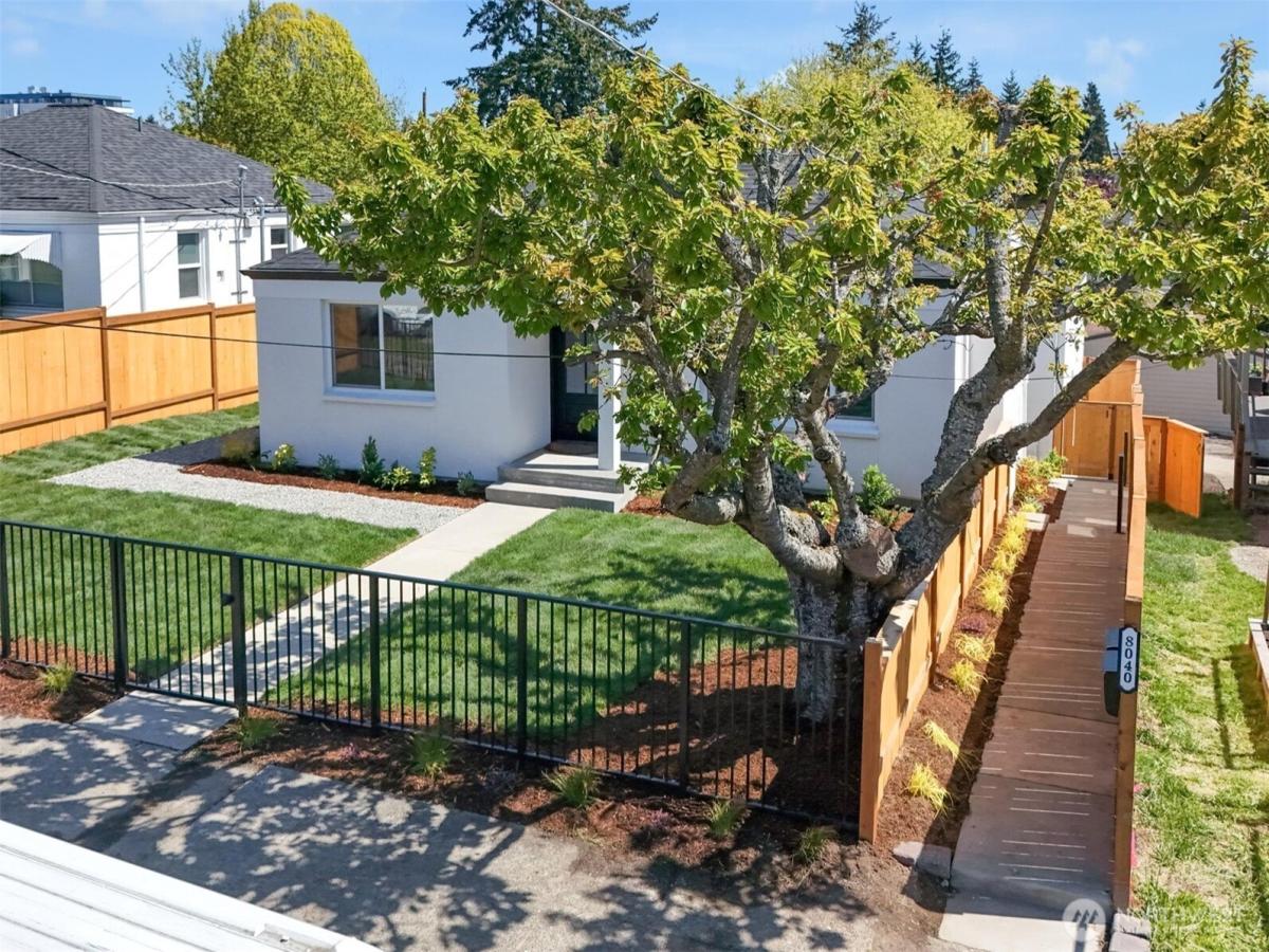 MLS #NWM2376448 image #0