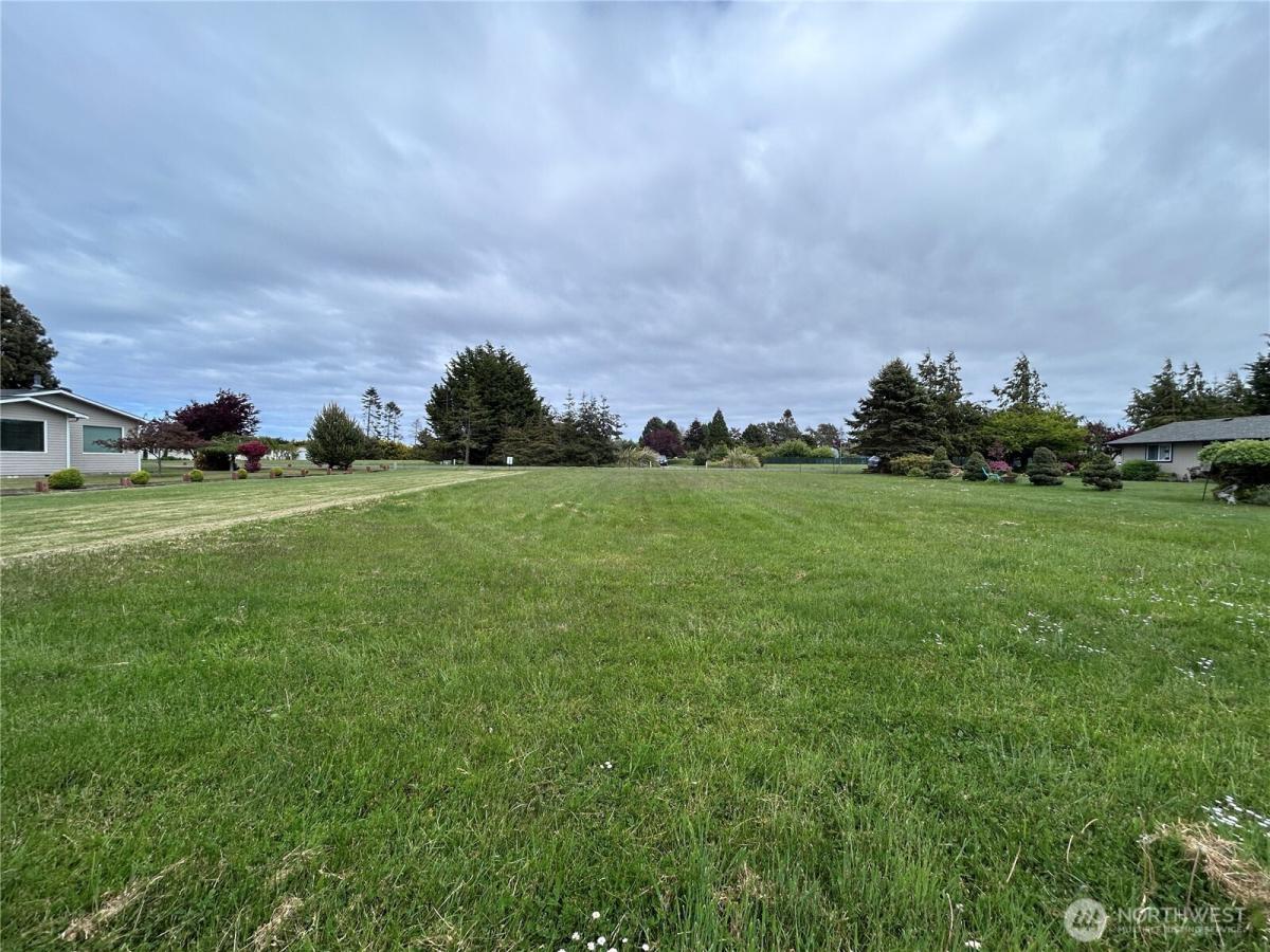 MLS #NWM2376578 image #0