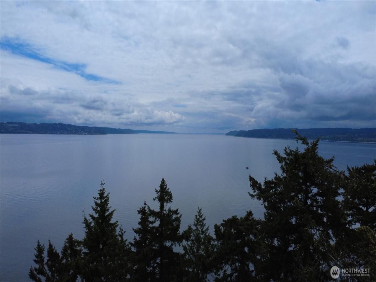MLS #NWM2376614 image #0